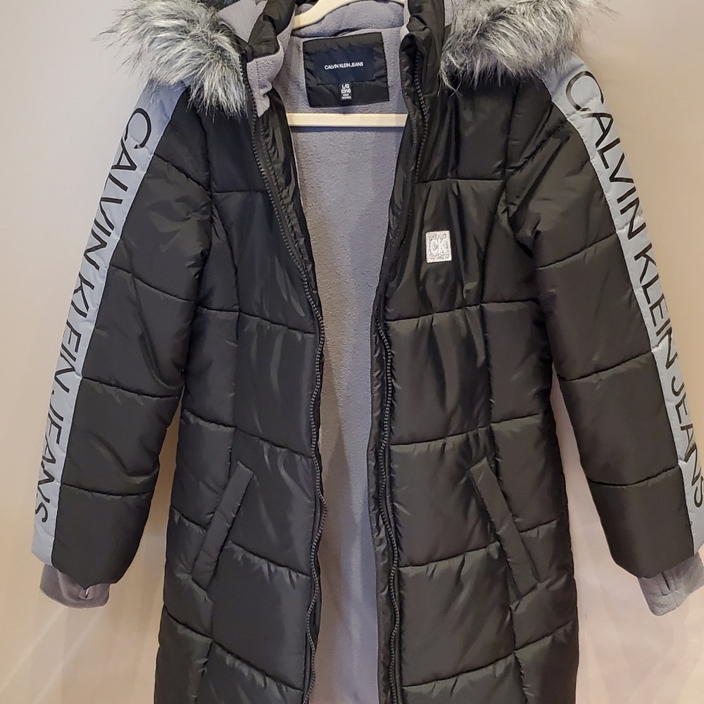 Child winter jacket size 12/14 black with hood